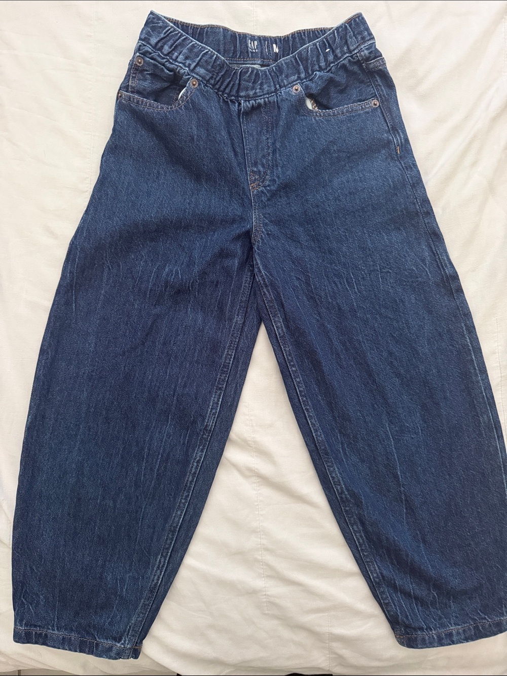 GAP Kids Relaxed Fit Elastic Waist Dark Blue Jeans. Size: M